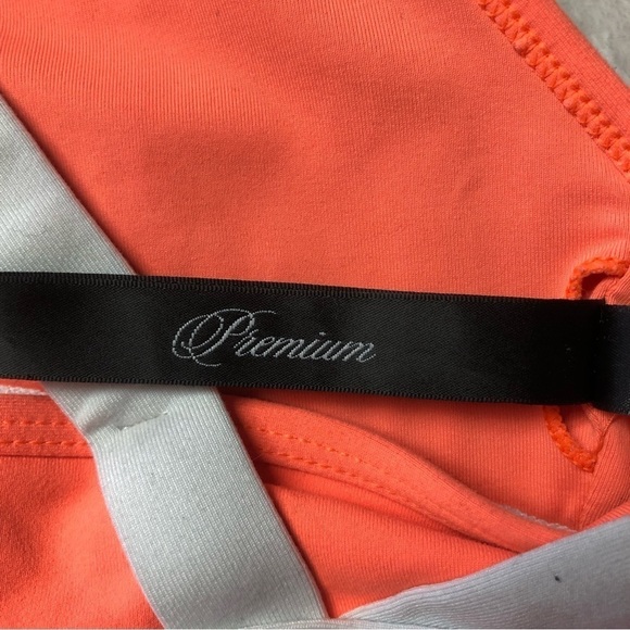 𝅺LORNA Jane Orange/Black/White Sports Bra Size Medium - Picture 5 of 5
